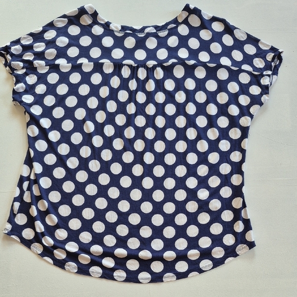 Liz Claiborne Navy With Large White Polka Dots. XL - Picture 4 of 5